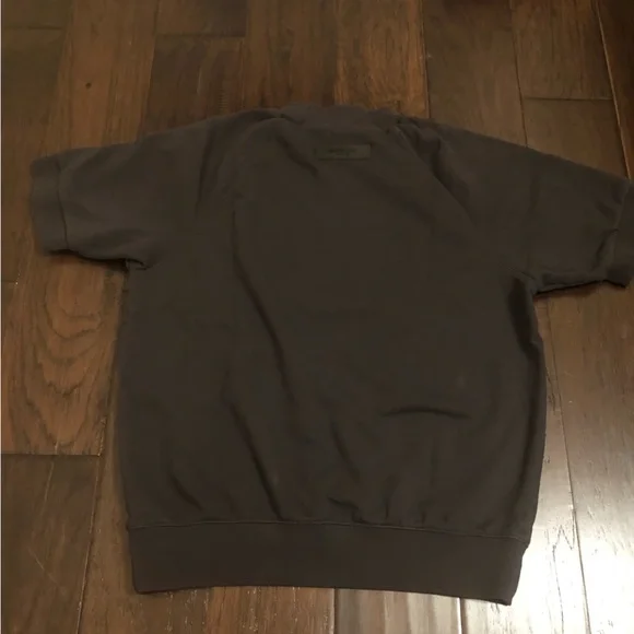 Essentials Fear of God Short Sleeve Sweatshirt - Picture 11 of 16